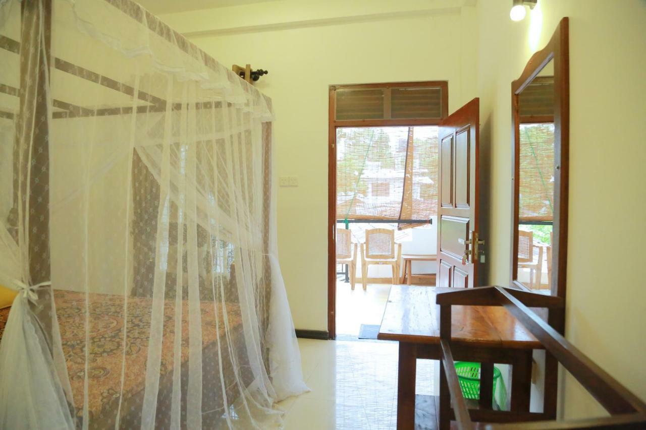 Gihan Guesthouse Мирисса Экстерьер фото